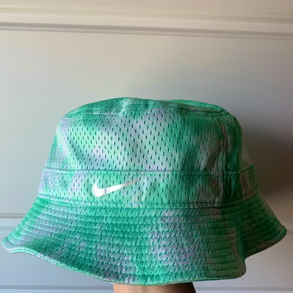 Nike Aquamarine Tie-Dye Bucket Hat